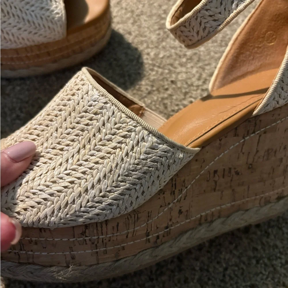 Open toe woven cork Wedge Sandals 8.5